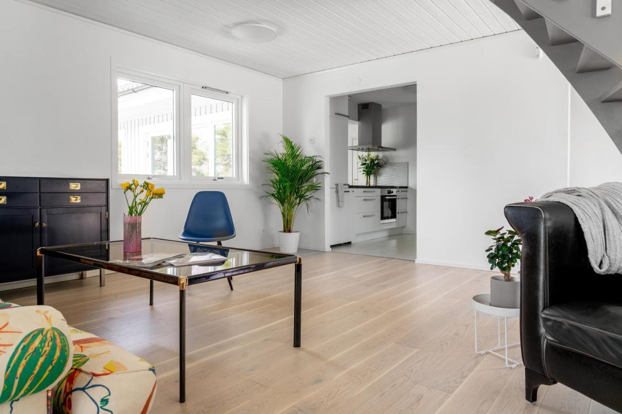 Elegant Home With Stunning Sea View And Garden Stockholm Kültér fotó