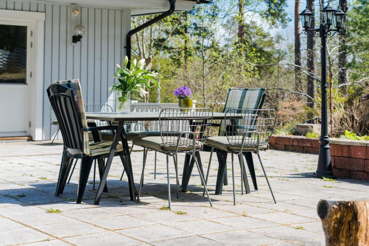 Elegant Home With Stunning Sea View And Garden Stockholm Kültér fotó
